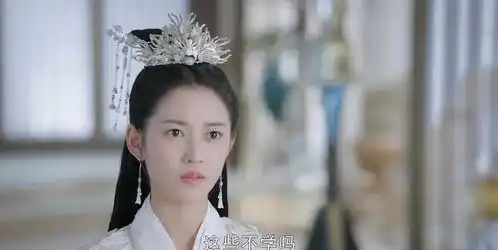 同样是演美人鱼,钟丽缇董璇惊艳,杨幂辣眼,甘婷婷像水鬼
