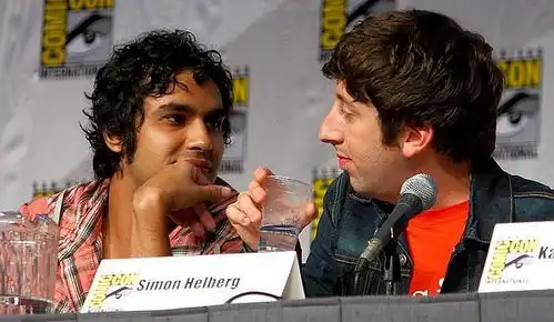 生活大爆炸raj想露点变性感,整理演员最有趣的围脖语录