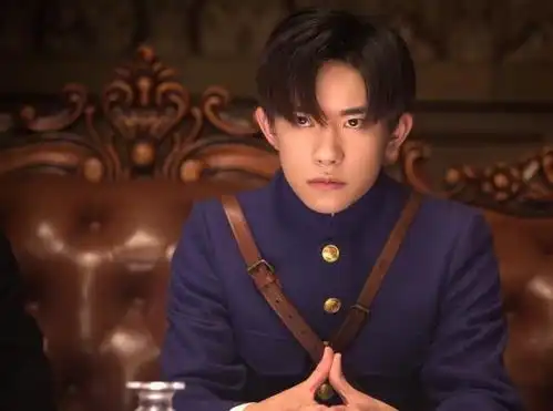 易烊千玺军装剧照曝光,金像奖影帝胜券在握