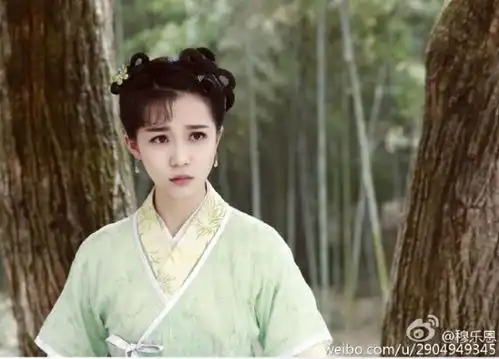 李未央的两大忠仆白芷和君桃生活中也是好姐妹