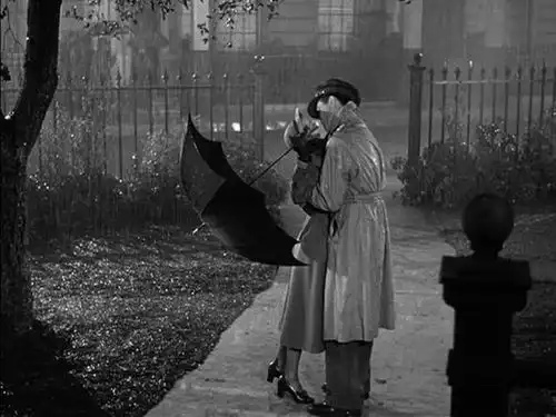 凄美爱情电影魂断蓝桥,生命不能承受之轻
