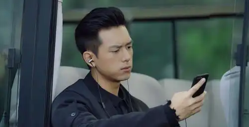 亲爱的,热爱的甜中带燃,李现杨紫追梦路上不孤单