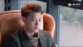 童恬恬饰演者李婷婷谈判官为帮杨幂卖房上演坐地耍赖