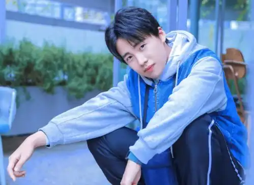 小八卦之郭麒麟恋爱菅纫姿运气差王一博努力
