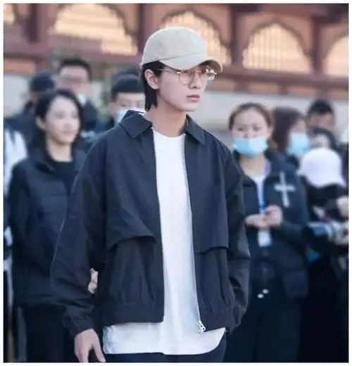 李宏毅武林有骄气开机,陈情男孩惊喜加盟,因金光瑶走红
