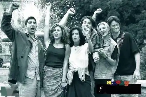 摩登日记老友记彩妆掀回忆杀,腮红眼影被塞进书里