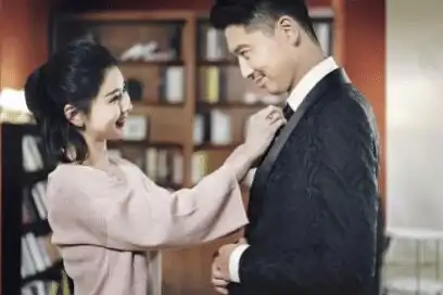 28岁嫁入豪门,丈夫在娱乐圈风生水起,如今住6千万别墅依旧低调