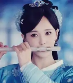 7位女星蓝色妖姬宠儿装扮,杨幂唐嫣刘诗诗赵丽颖毛晓彤谁最美
