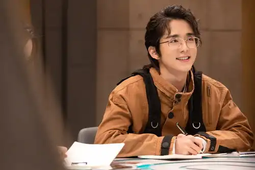 明侦6魏晨绅士细节暖化众人白敬亭再添背锅名场面