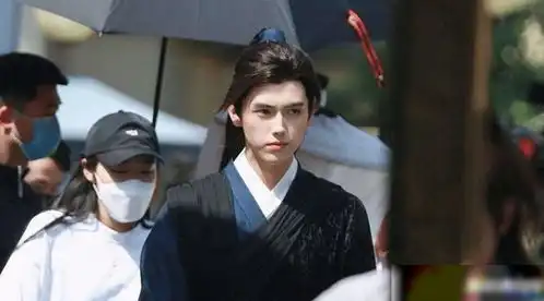 众女人放弃美男选秀大赛,也要疯狂追剧的山河令,有啥魔力
