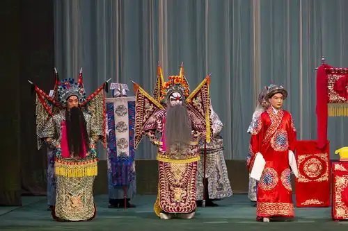 京剧龙凤呈祥在滨州保利大剧院精彩上演
