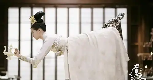 这部剧真的是硬核,因剧情注水导演发文致歉,如今却火了半个剧组
