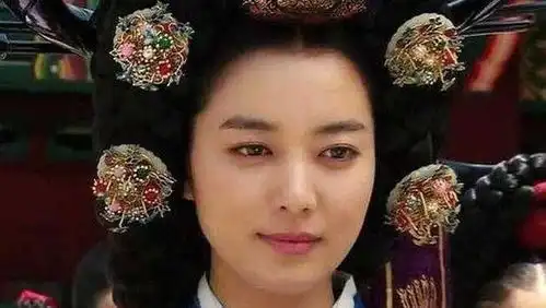 朝鲜妖女郑兰贞艺伎出身,在后宫与多人逾越
