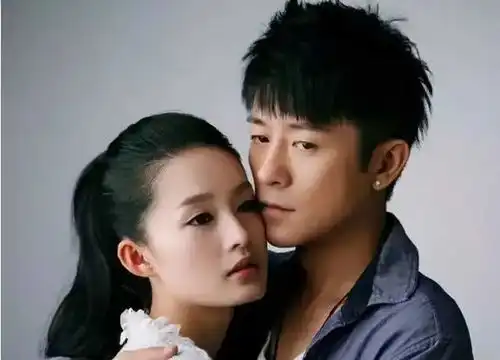 亲妈李小婉干妈李少红,放弃金融专业林申入娱乐圈20年才红
