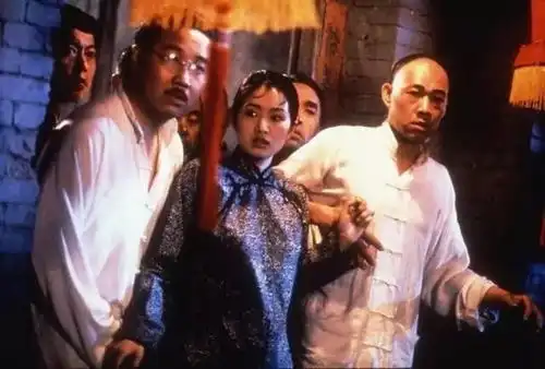 外国人眼里最美的中国女人,居然是年过50的她