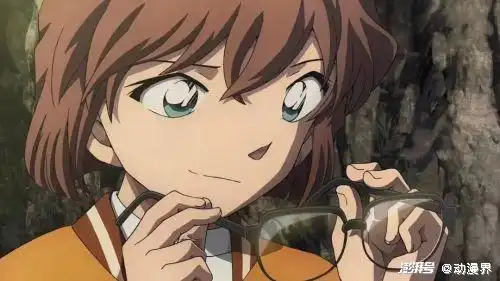 名侦探柯南黑铁的鱼影震撼登场,红黑大战引发全球关注
