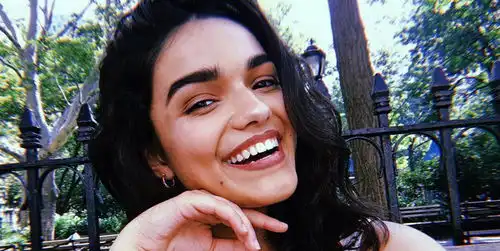 以黑为白,以丑为美,现在的好莱坞就这么喜欢颠倒常识