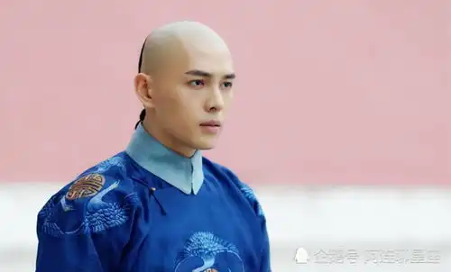 被囚禁半生的王爷,出狱后被尊为皇帝,不到一年就凄凉死去
