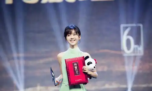 从靠照骗圈粉小网红,到多部影视剧女主,她洗白黑历史成资源咖
