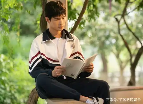 杨洋穿校服和沈腾校服的对比下,两代军艺校草差距还不止一点点