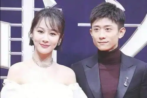 张一山喜欢杨紫的证据这么多难道这就是爱情