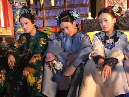 傅恒你们拿走吧,我只想要脱掉衣服的海兰察
