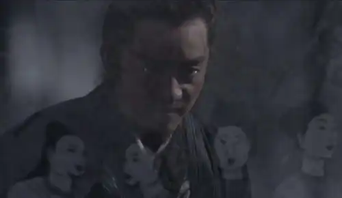 张艺谋新片影爆剧照郑恺点墨白衣狂放不羁
