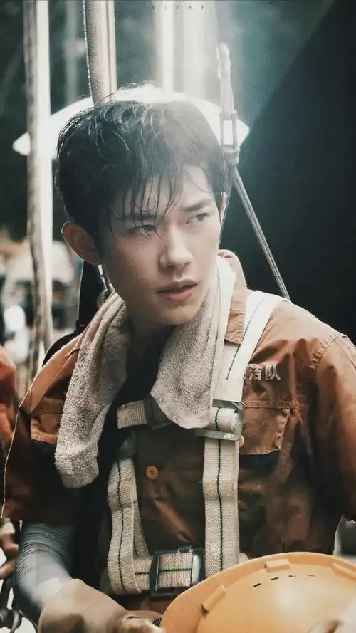 文牧野搭档易烊千玺奇迹笨小孩能否再次上演奇迹封面会客厅
