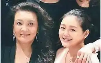 小s最近很不正常,那个鬼马精灵躲到哪里去了