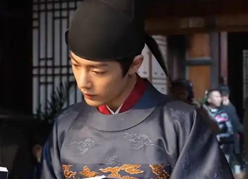 郑晓龙预拍新版红楼梦,掀起网友选角大战,这4位大咖呼声高
