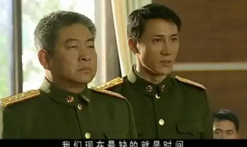 士兵突击许三多的老团长王庆瑞上校,会一直服役,还是会转业
