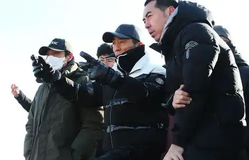 张艺谋满江红正式开机海报暗藏杀机,网传阵容更是亮点