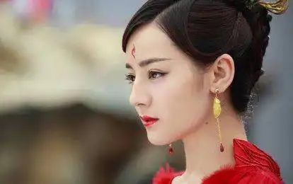 侧颜最美的10位古装女神,迪丽热巴范冰冰赵丽颖,谁动了你的心
