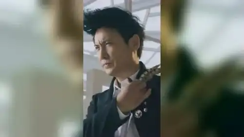 夏洛特烦恼从秋雅结婚的鸡毛装到出人头地的雄鸡装,多么讽刺的诗词
