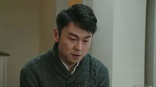 前半生子君妈妈不容易,给俊生找台阶下,为女儿争取幸福伦理片
