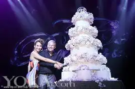 李玟新婚派对和继女飙歌黑眼豆豆献唱