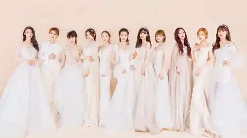 横冲直击20岁火箭少女婚纱闺蜜照,仙女们拍什么照片都好看
