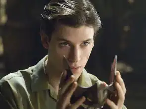 他为什么可以连续九年担任chanel品牌代言人
