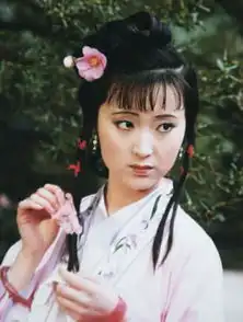 欧阳奋强再次晒照,红楼梦主演32年前剧照,陈晓旭邓婕超美