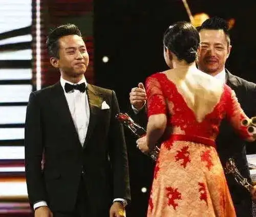 与邓超分手后抑郁,嫁李光洁遭背叛,郝蕾的报复手段堪称教科书级
