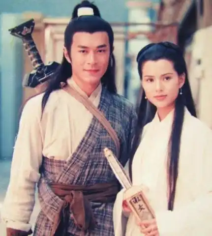 白古到底有多神颜公认的大帅哥张智霖,和他一同框被衬成了路人
