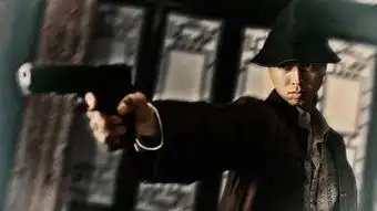 谁能提供些电视剧战旗中金戈也就是王雷的发型的照片那,多谢了