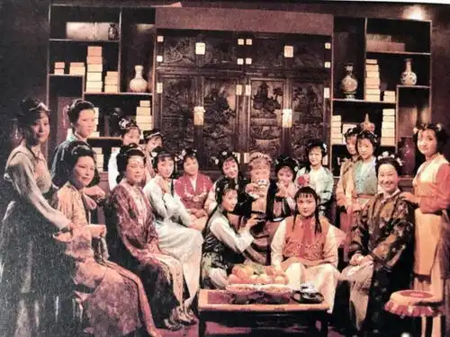 1987年陈晓旭欧阳奋强主演央视版电视剧红楼梦剧照欣赏