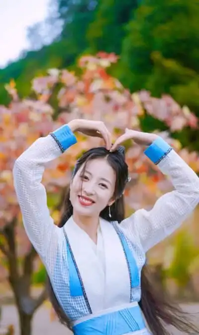 古装美女盘点,周雨彤干练,白鹿霸气,赵丽颖这个造型演周翡更好
