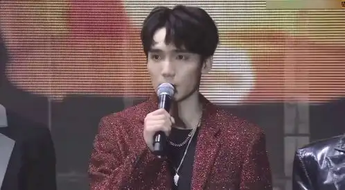 陈情令演唱会陈情男团每个世家男孩依次告辞演员们都哭了,好感人