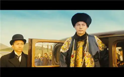 尊龙末代皇帝中的溥仪,无妻无子68岁在加拿大独自生活
