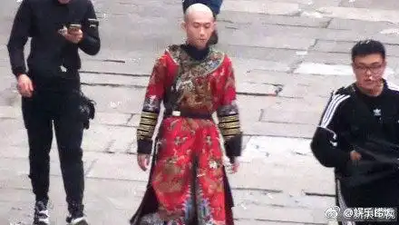 张一山饰演韦小宝超越陈小春也许只有一步之遥
