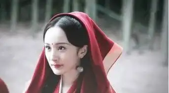 赵丽颖杨幂刘诗诗杨紫贾静雯唐嫣刘亦菲热巴,谁穿古装仙气飘飘