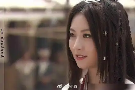 金莎和白冰再现神话名场面,张萌委屈怎么能没有我,好想哭
