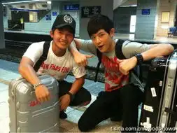 棒棒堂2010那些年我们一起追的女孩敖犬剧照
